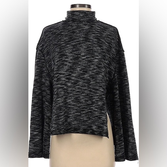 EUC Free people sunny days sweater preloved- size EXTRA SMALL - Picture 2 of 6